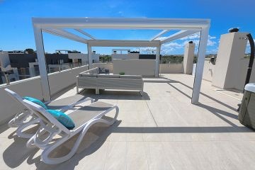 Luxe penthouse Los Altos met dakterras prive lift en jacuzzi - AT HOME Real Estate