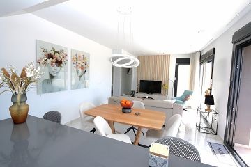 Luxe penthouse Los Altos met dakterras prive lift en jacuzzi - AT HOME Real Estate