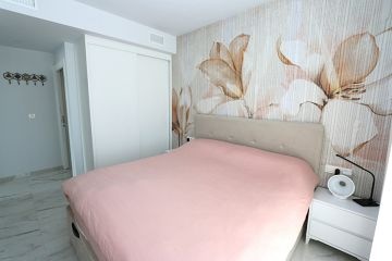 Luxe penthouse Los Altos met dakterras prive lift en jacuzzi - AT HOME Real Estate