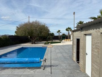 Exclusieve villa van 180 m² in Crevillente  - AT HOME Real Estate