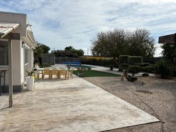 Exclusieve villa van 180 m² in Crevillente  - AT HOME Real Estate