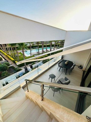 WUNDERSCHÖNES PENTHOUSE mit ATEMBERAUBENDER AUSSICHT - LAS COLINAS GOLF - AT HOME Real Estate