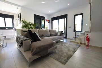 Fantastic villa with beautiful views - AT HOME Real Estate