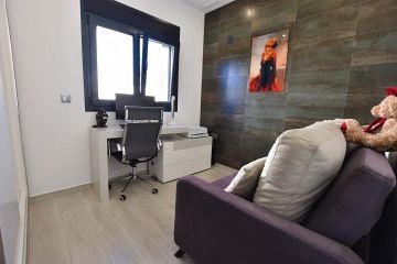 Fantastic villa with beautiful views - AT HOME Real Estate