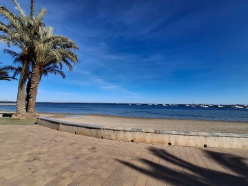 Beautiful ground floor apartment in Santiago De La RIbera - AT HOME Real Estate