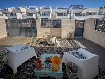 Beautiful ground floor apartment in Santiago De La RIbera - AT HOME Real Estate