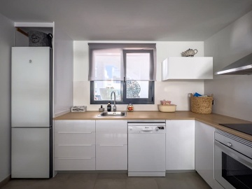 Beautiful ground floor apartment in Santiago De La RIbera - AT HOME Real Estate