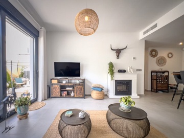 Beautiful ground floor apartment in Santiago De La RIbera - AT HOME Real Estate