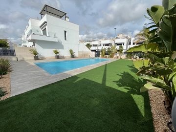 Prachtig gelijkvloers appartement in Santiago De La Ribera
