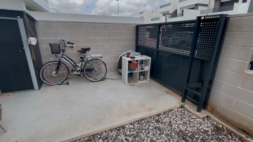 Prachtig gelijkvloers appartement in Santiago De La Ribera