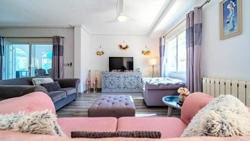 BELLE VILLA AVEC 6 CHAMBRES - AT HOME Real Estate