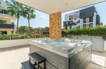 PENTHOUSE LUXUEUX A LOS ALTOS - ORIHUELA COSTA - AT HOME Real Estate