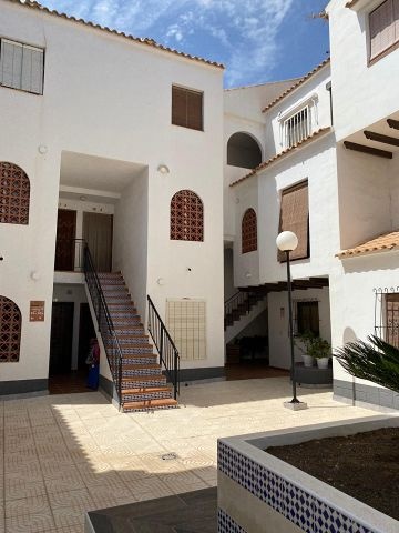 Renovated apartment in a prime location in Torrevieja! - AT HOME Real Estate