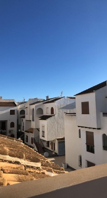 Renovated apartment in a prime location in Torrevieja! - AT HOME Real Estate