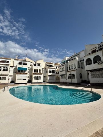 Renovated apartment in a prime location in Torrevieja! - AT HOME Real Estate