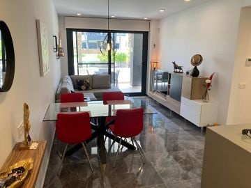 MAGNIFIQUE APPARTEMENT AU REZ-DE-CHAUSSÉE À LOS ALTOS - ORIHUELA COSTA - AT HOME Real Estate