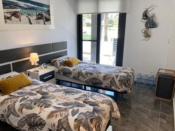 MAGNIFIQUE APPARTEMENT AU REZ-DE-CHAUSSÉE À LOS ALTOS - ORIHUELA COSTA - AT HOME Real Estate