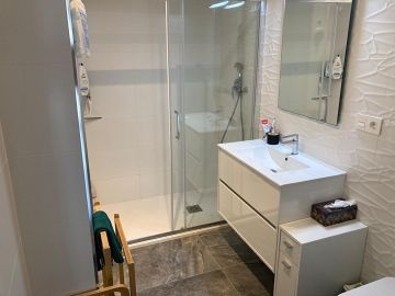 MAGNIFIQUE APPARTEMENT AU REZ-DE-CHAUSSÉE À LOS ALTOS - ORIHUELA COSTA - AT HOME Real Estate