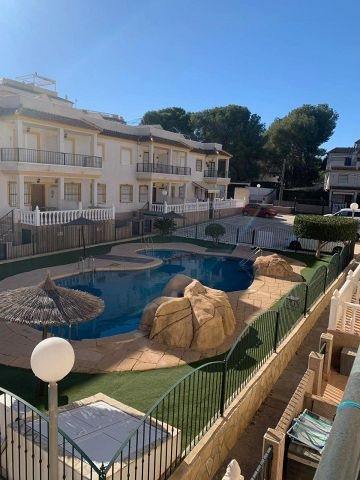 Penthouse exclusif avec solarium et piscine à Algorfa (Montemar – La Finca Golf) - AT HOME Real Estate