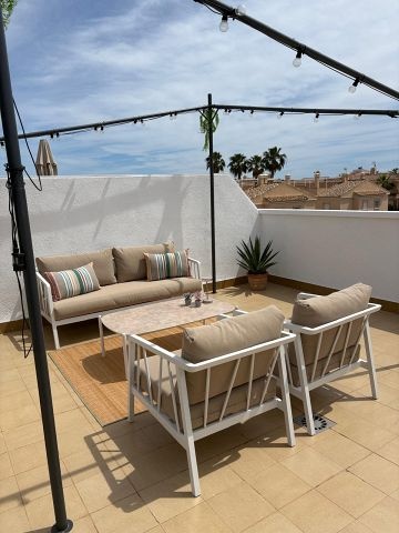Penthouse exclusif avec solarium et piscine à Algorfa (Montemar – La Finca Golf) - AT HOME Real Estate