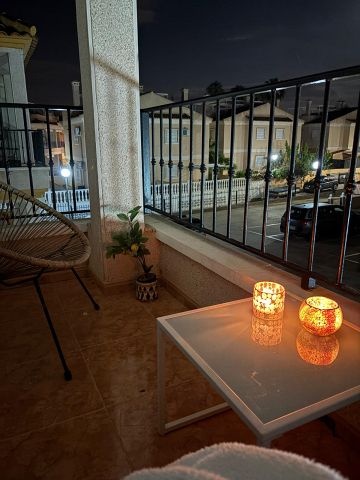 Penthouse exclusif avec solarium et piscine à Algorfa (Montemar – La Finca Golf) - AT HOME Real Estate