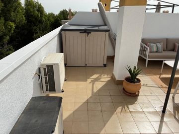 Penthouse exclusif avec solarium et piscine à Algorfa (Montemar – La Finca Golf) - AT HOME Real Estate