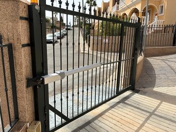 Penthouse exclusif avec solarium et piscine à Algorfa (Montemar – La Finca Golf) - AT HOME Real Estate