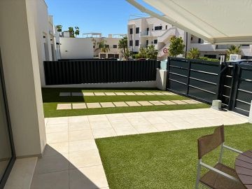 Schitterende villa op Lo Romero Golf, Pilar de la Horadada - AT HOME Real Estate